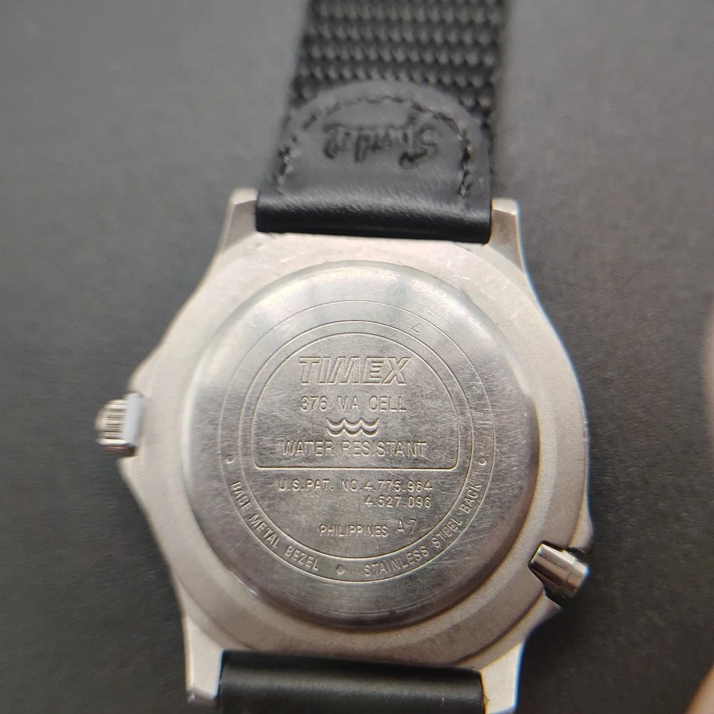 Vintage 1995 Timex Field Camper Mens Quartz Watch‎ ( No Indiglo)